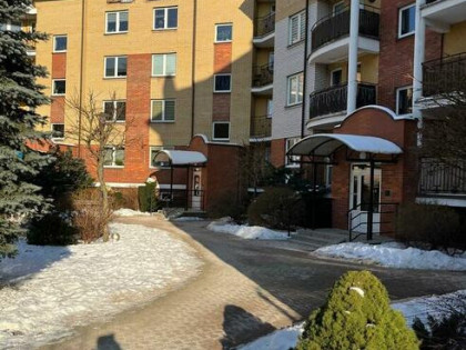 Sprzedaż mieszkanie