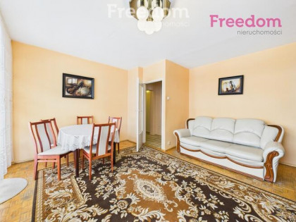 4 pokojowe mieszkanie w Mrągowie