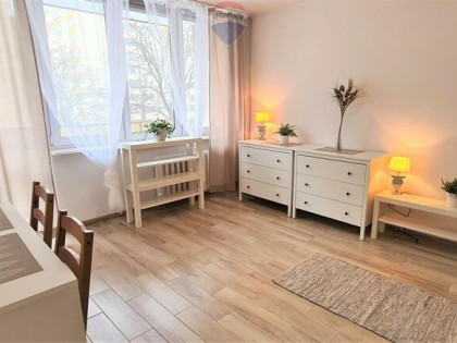 Funkcjonalne mieszkanie na Woli blisko metra