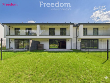 Nowe domy przy lesie i jeziorach – Redykajny