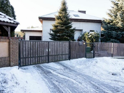 Dom wolnostojący 205m2 z ogrodem