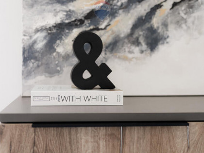 Willa na dużej działce przy lesie.