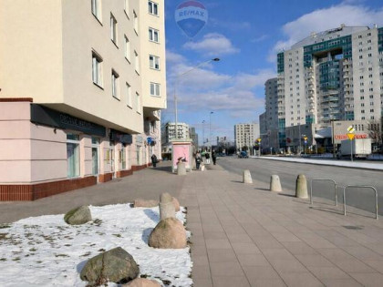 Doskonała lokalizacja przy Metrze Natolin