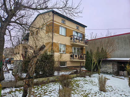 Kameralny dom do zamieszkania - Jędrzejów