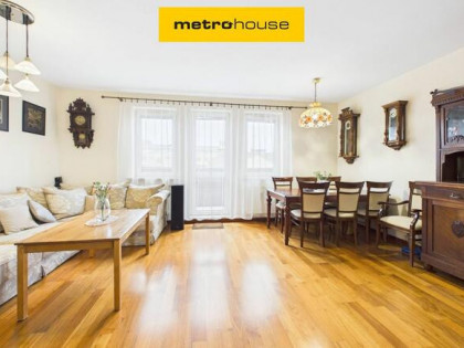 Komfortowe dwupoziomowe mieszkanie z windą.