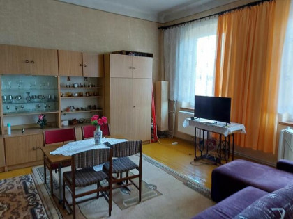 Będzin Grodziec, mieszkanie do remontu w kamienicy z CO