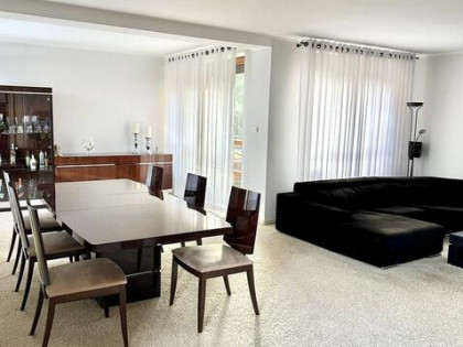 3- pok mieszkanie na wynajem. Dwa garaże. Pogodno.