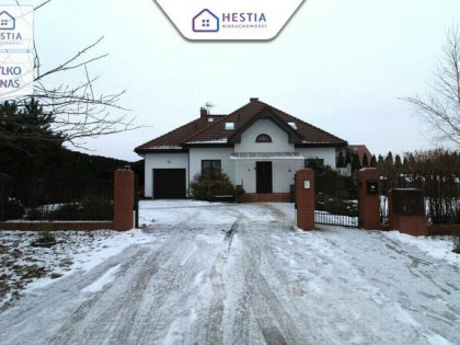 Piękny dom z dużą działką - Łobez