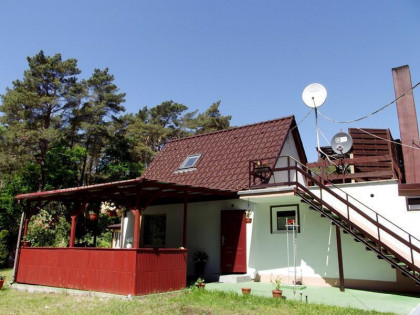 Na sprzedaż dom + 3 domki letniskowe – Pobierowo