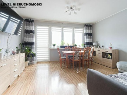 Trzy pokoje z balkonem