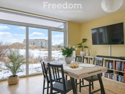 Klimatyczne, słoneczne mieszkanie z ogródkiem!