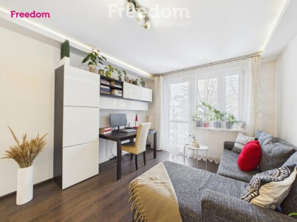 Dąbie: Widok na zieleń, 100m od Bulwarów