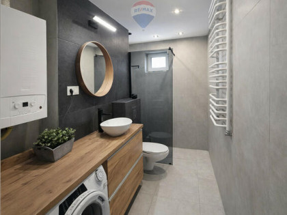 Nowoczesne 2-pokojowe mieszkanie z ogródkiem Skoki