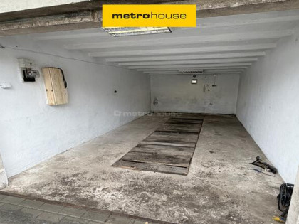 Garaż 19m² z PRĄDEM i KANAŁEM ul. Nad Jarem