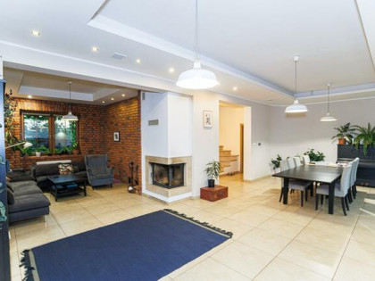 Dom Ciepielowice gm. Dąbrowa, Magnoliowa