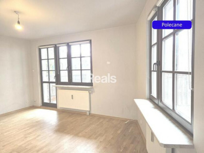 Niewielkie mieszkanie z ogródkiem w dobrej cenie