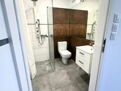 Kawalerka z ogródkiem