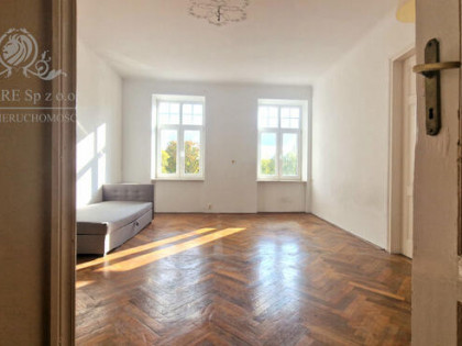 Mieszkanie 103,6m2 podzielona na 3 niezależne mieszkania/ Warszawa Praga Południ