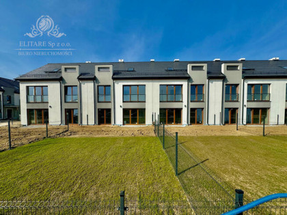 Duży dom szereg ŚRODKOWY o pow.130,18m2 na działce  88,21m2, Kąty Wrocławskie