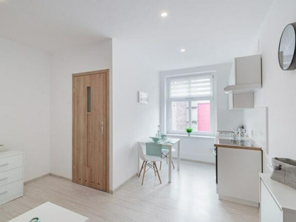 Jasna, funkcjonalna kawalerka, Dworcowa 5