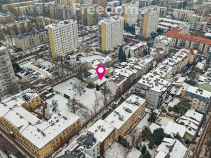 Oficyna 67m² + działka 200m²