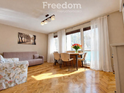 3 pok. mieszkanie na 1 piętrze ul. Księcia Witolda