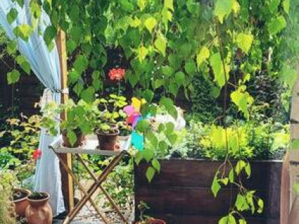 Bezczynszowe mieszkanie z ogródkiem, garażem, miejsc.parking.