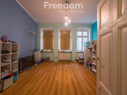 3 pokojowe mieszkanie w centrum zabytkowego miasta