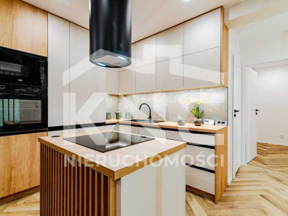 Apartament dwupoziomowy 76 m²