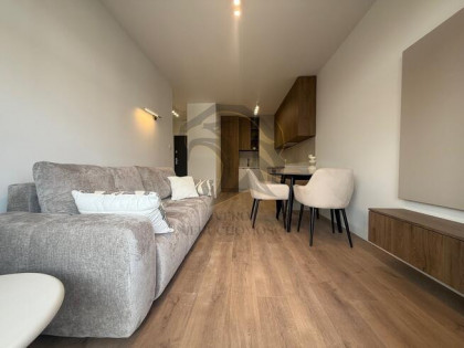 Na balkon czy na balkon, autem czy samolotem?