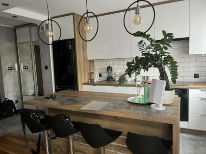 Sprzedam mieszkanie w Warszawie przy ul. Suwalskiej