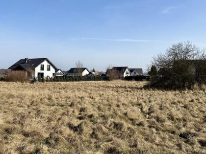 Działka narożna 1225 m² – Niedźwiedź | Media