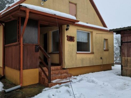 Na sprzedaż część bliźniaka z działką 656 m²