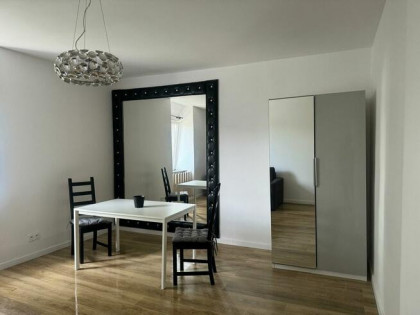 Słoneczna kawalerka 30m² przy pętli Górczyn