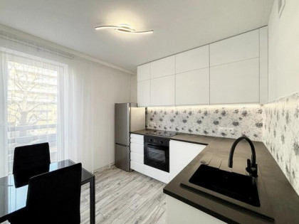 Rozkładowe 2 pok. z balkonem / po generalnym remoncie