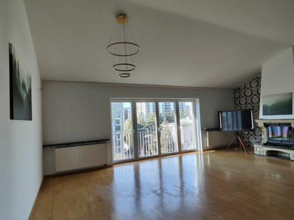 Przestronne 4-pokojowe mieszkanie, Praga Północ