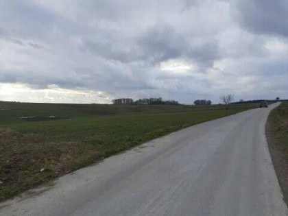 56ara =332.300zł. ZIELONKI-Trojanowice, k.Krakowa