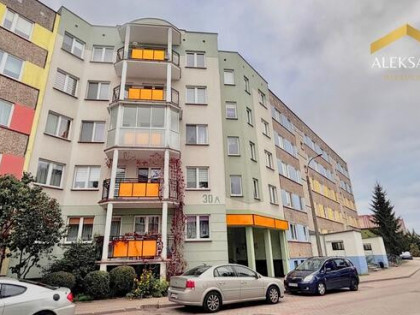 Blok z 2007 r.  |  2 pokoje z loggią  |  1. piętro