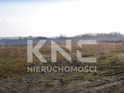 Działka komercyjno- usługowa 27,55a w Lutoryżu.