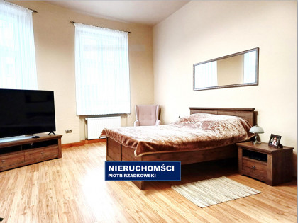 SPRZEDAM MIESZKANIE 2 POKOJOWE W OŁAWIE