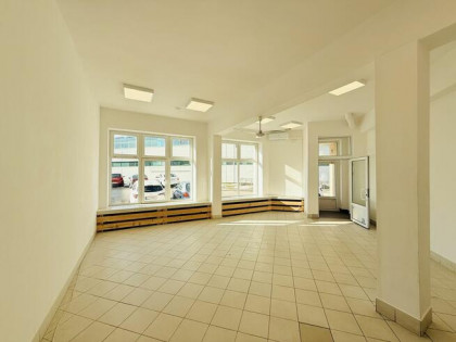 Lokal 69m2 na handel, usługi - ul. Starzyńskiego Rzeszów
