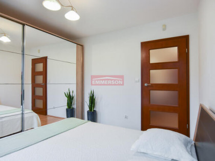 Osobna kuchnia, garaż, słoneczne