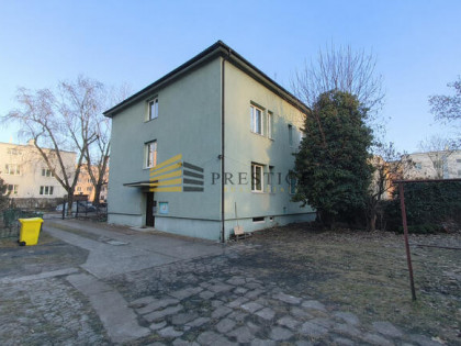 Mieszkanie do remontu na Pradze Płd+ piwnica 25m2