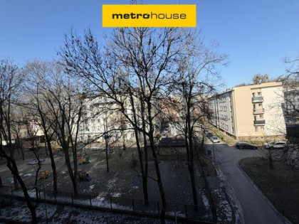 Kawalerka Wola- do aranżacji na 2 pokoje