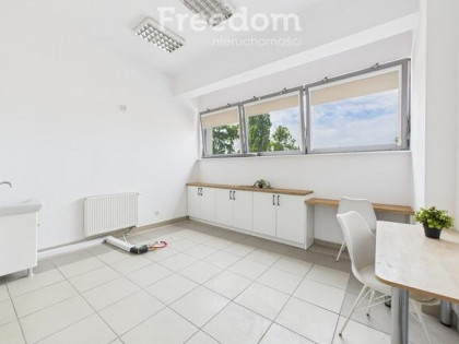 Wynajem-lokal usługowo-biur. przy Dworcu w Elblągu