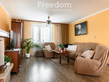 Dom na sprzedaż na dużej działce w Racławówce