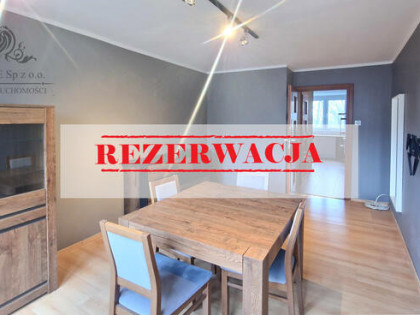 REZERWACJA/Mieszkanie 52m2, 3 pokoje, oddzielna kuchnia, ogrzewanie miejskie