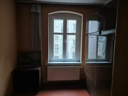 Niedrogie mieszkanie w pobliżu Rynku Wildeckiego