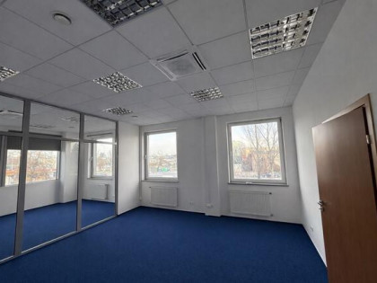 Świetnie doświetlone biuro + sala konf + open space