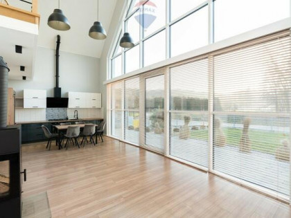 Wyjątkowy dom nad jeziorem, nowoczesny i oszczędny